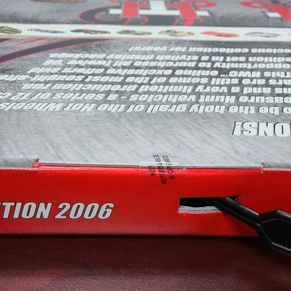 Hot Wheels 2006 Treasure Hunt Factory Sealed Set - Image 3