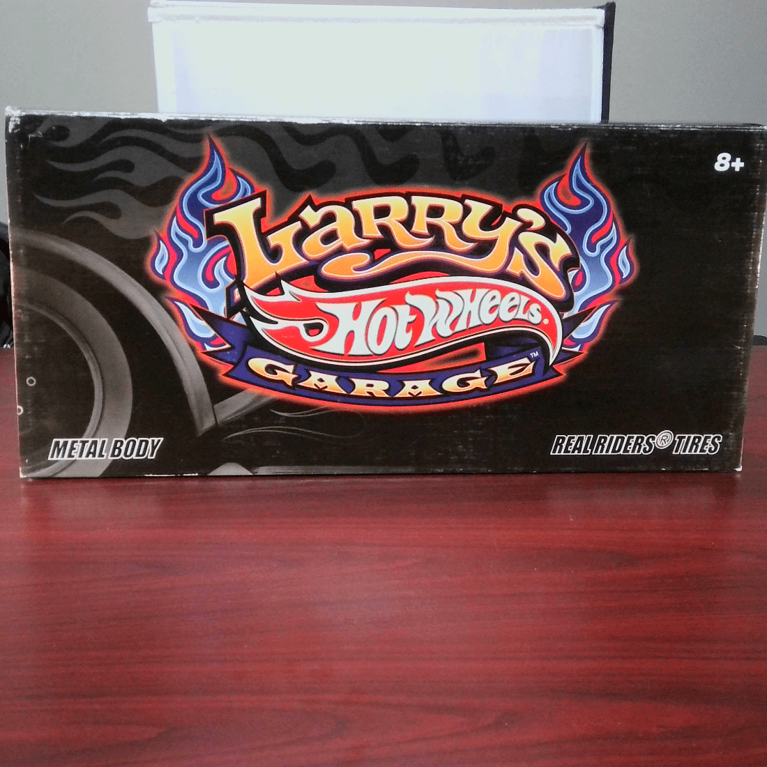 Hot Wheels 2009 Larry's Garage - 21 Car Set PINK PASS'N GASSER - Image 2